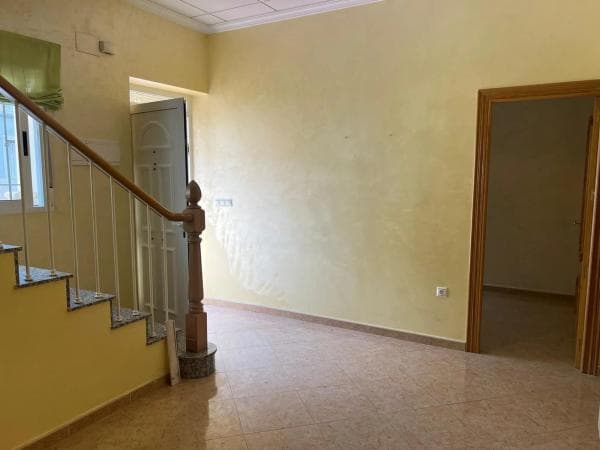 Chalet adosado en calle Ancha photo 4