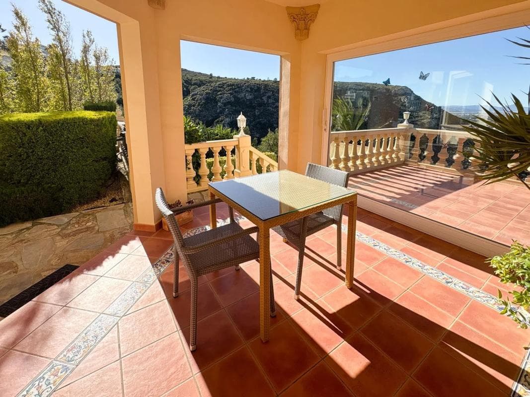 Property photo 4