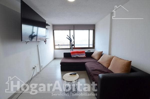 Venta de piso en Calle Pintor Pedro Camacho, Alicante / Alacant
thumbnail 1