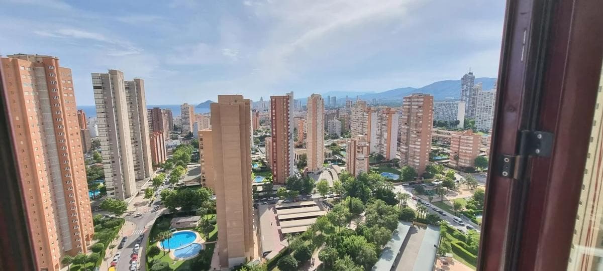 Venta de piso en Avenida del Municipi, Benidorm
photo 5