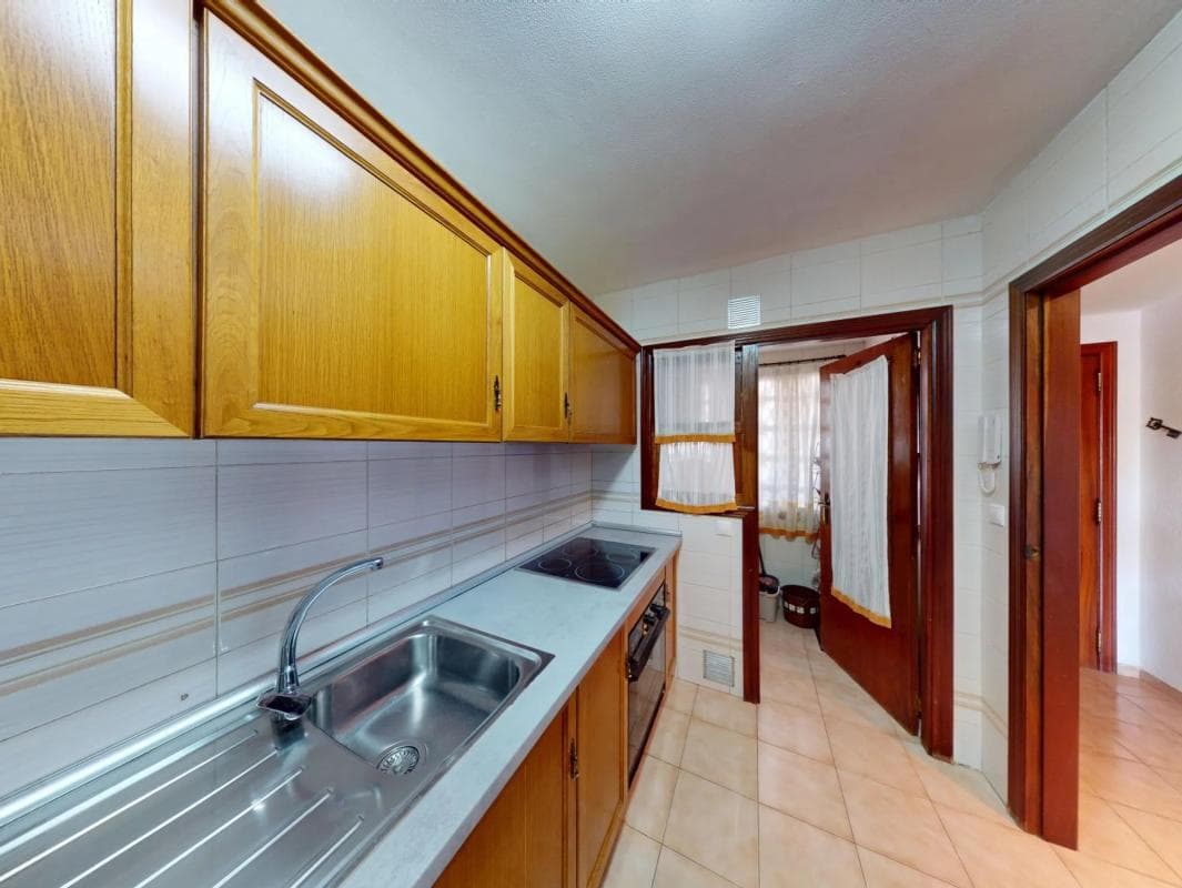 Venta de piso en Avenida San Sebastián, Alicante / Alacant
photo 3