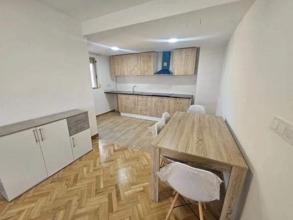 Venta de piso en Calle Cronista Vicente Martínez, Alicante / Alacant
thumbnail 1