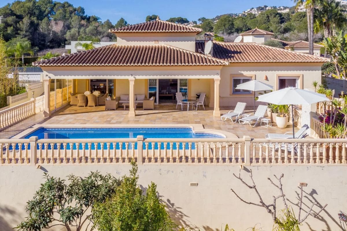 Propiedades en venta y alquiler en España photo 2