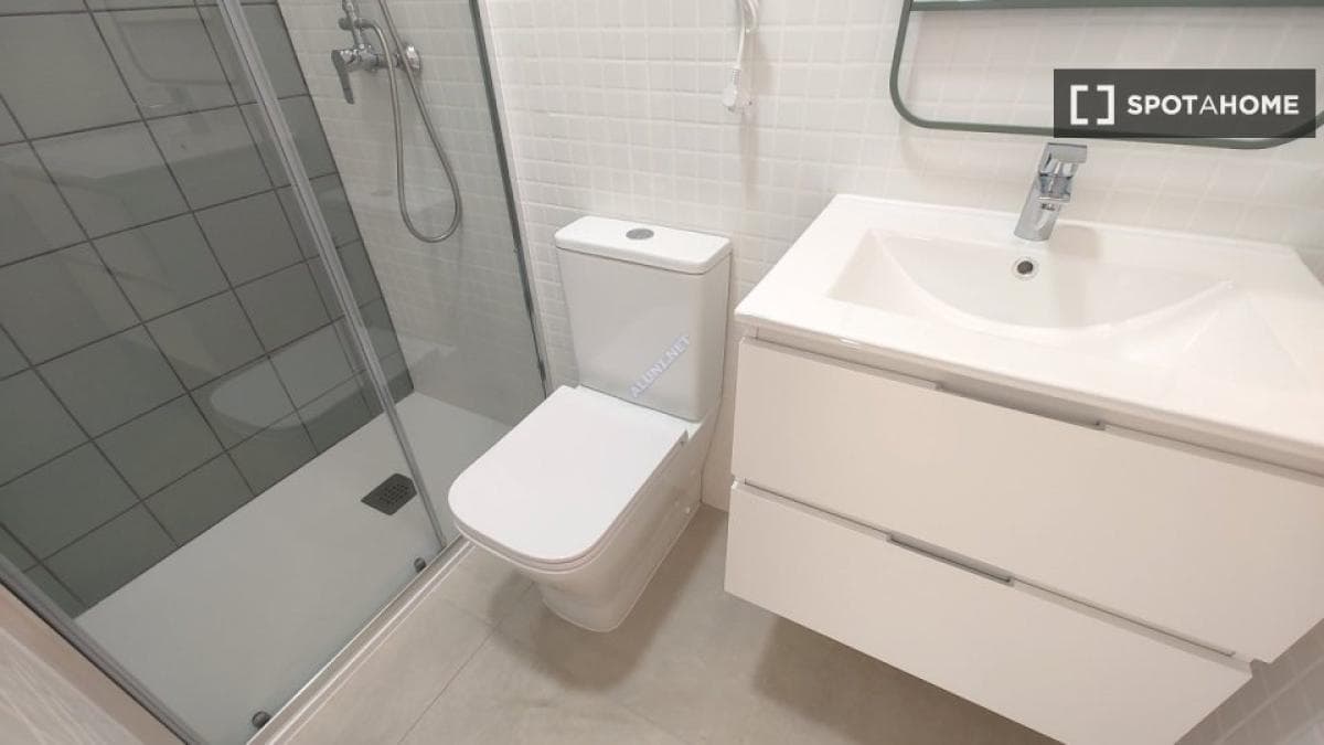 Properties for sale and rent in Spain photo 5