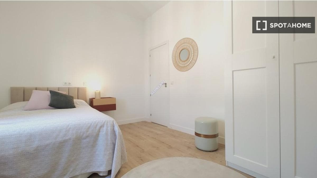Properties for sale and rent in Spain photo 3