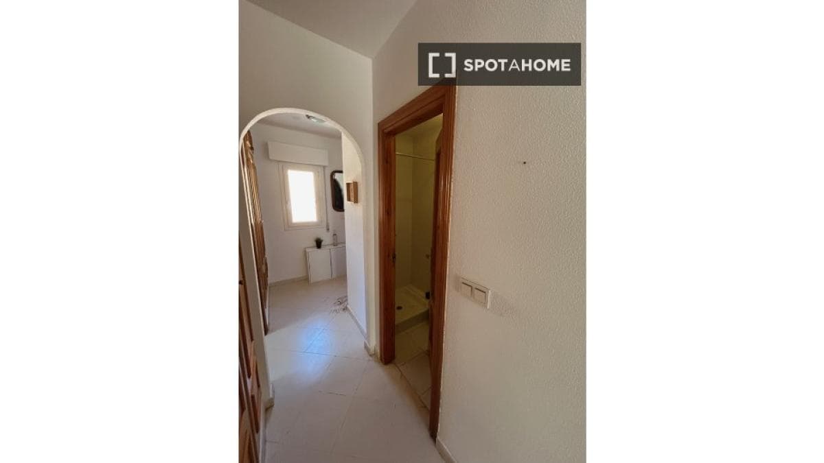 Propiedades en venta y alquiler en España photo 4