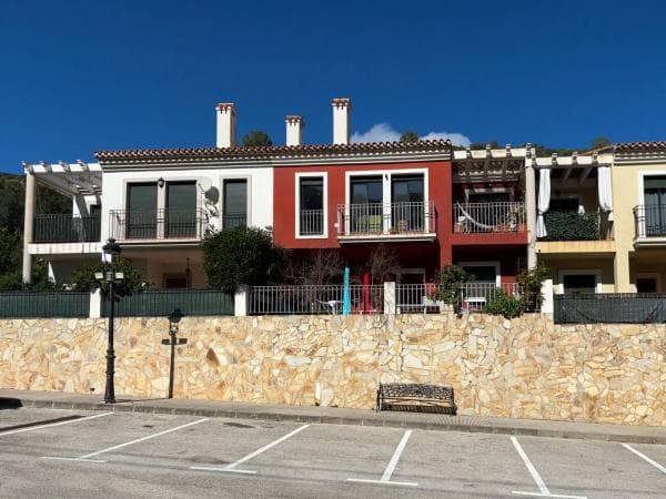 Chalet adosado photo 1