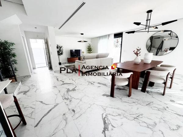 Casa independiente photo 1