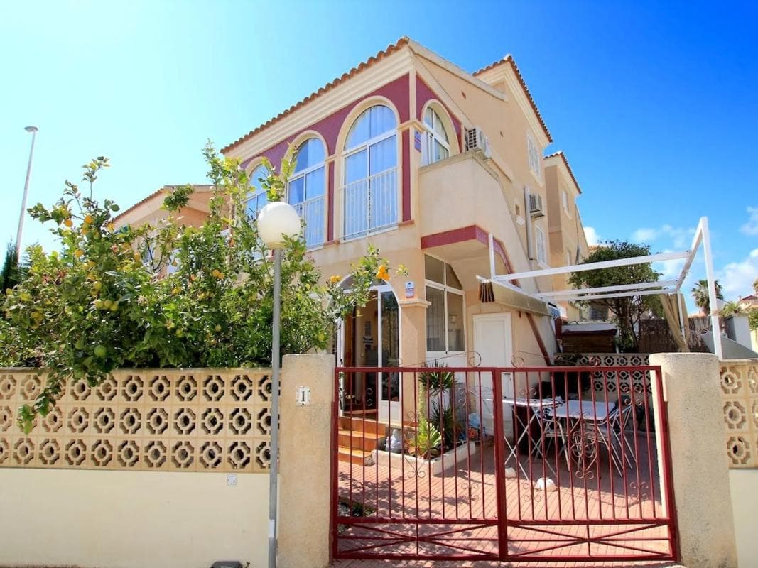 Venta de duplex en Calle de Las Dalias, Orihuela photo 5