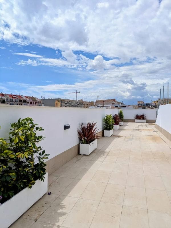 Sale of apartment in Calle Mar Baltico, 5, Torrevieja
photo 5