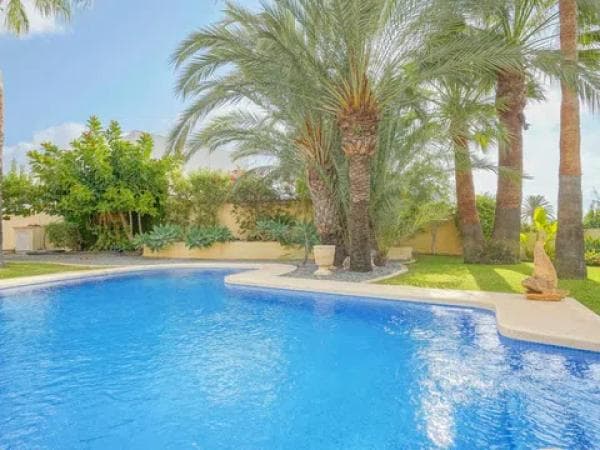 Chalet independiente en venta en Cala Advocat - Baladrar, Benissa
thumbnail 2