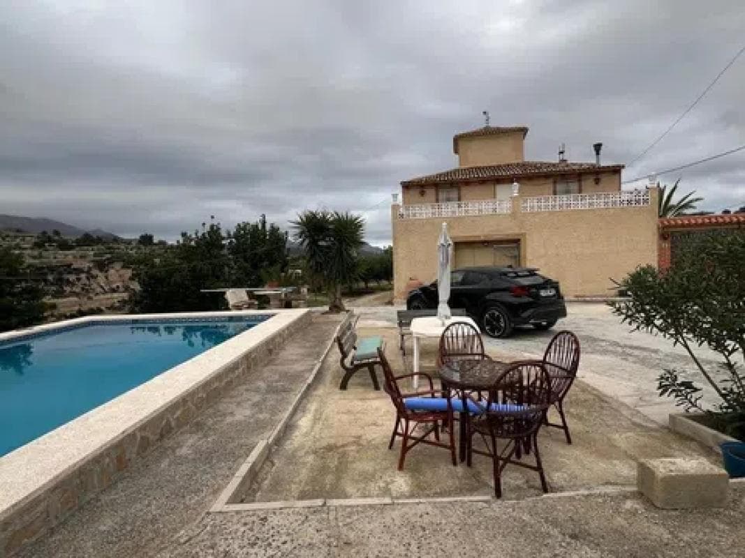 Venta de chalet independiente en Relleu, Relleu
photo 4