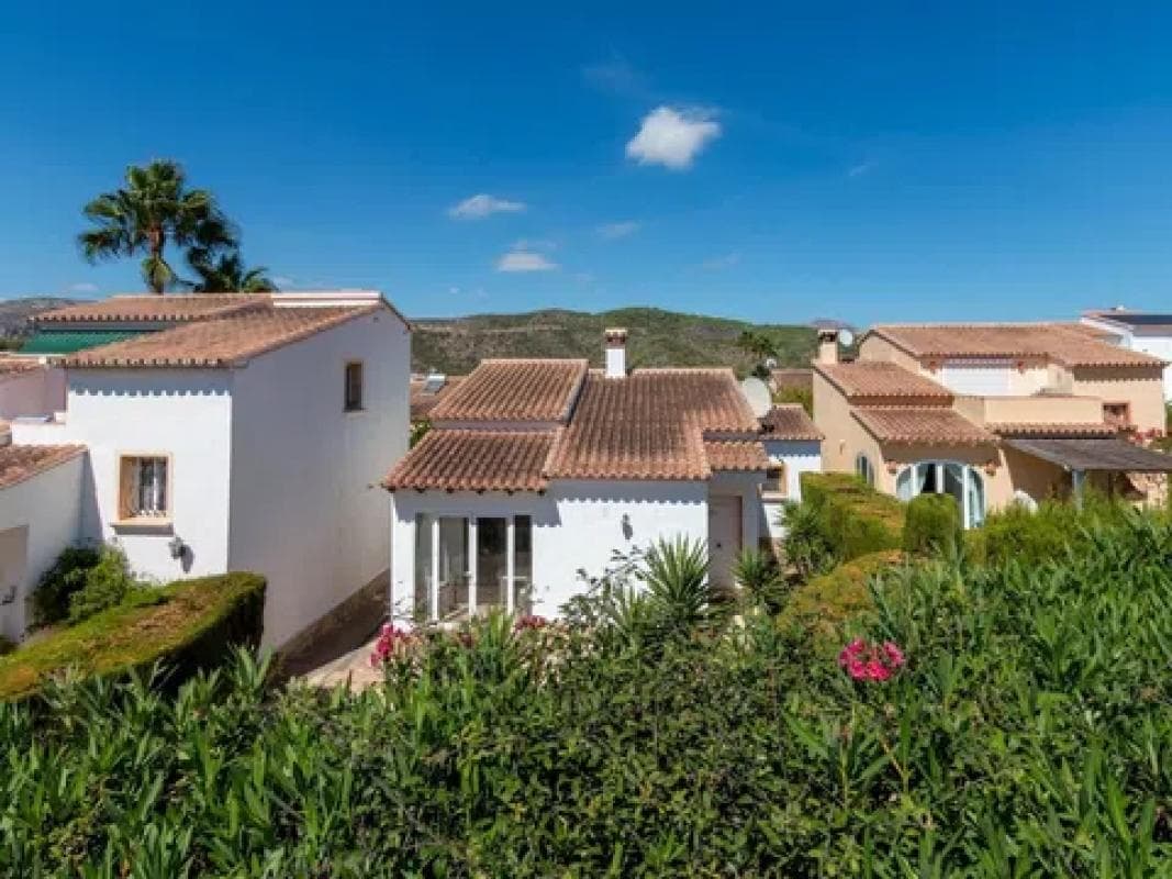 Propiedades en venta y alquiler en España photo 4