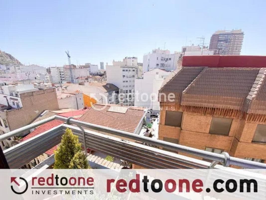 Venta de piso en Barrio Mercado, Alicante / Alacant
photo 4