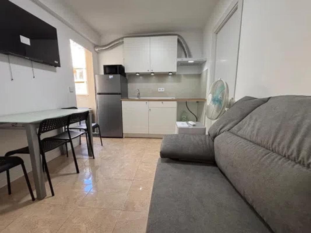 Продажа квартиры на Calle del Catedrático Daniel Jiménez de Cisneros s/n, Аликанте / Алакант
photo 2