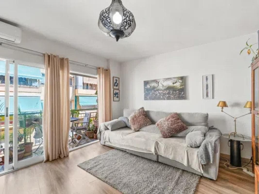 Продажа квартиры на Barrio Carolinas Altas, Аликанте / Алакант
photo 4