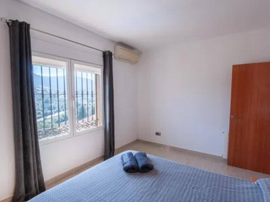 Propiedades en venta y alquiler en España photo 5