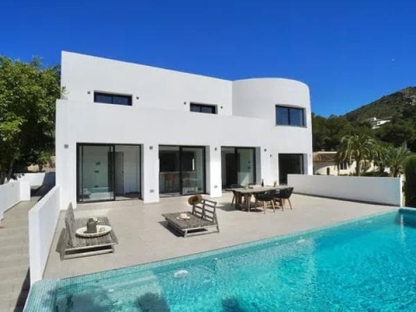 Chalet wolnostojący na sprzedaż w Casco urbano, Moraira thumbnail 1