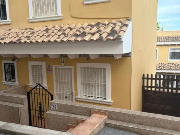 Chalet independiente en venta en Algorfa, Algorfa
thumbnail 1