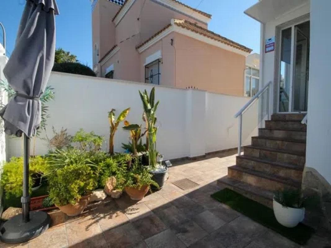 Propiedades en venta y alquiler en España photo 5