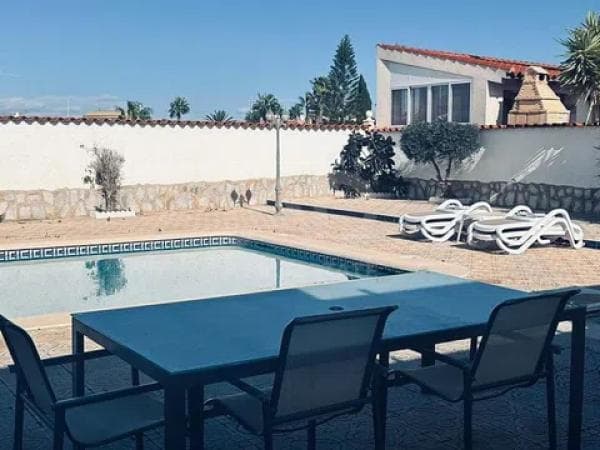Chalet independiente en venta en San Fulgencio, San Fulgencio
thumbnail 2