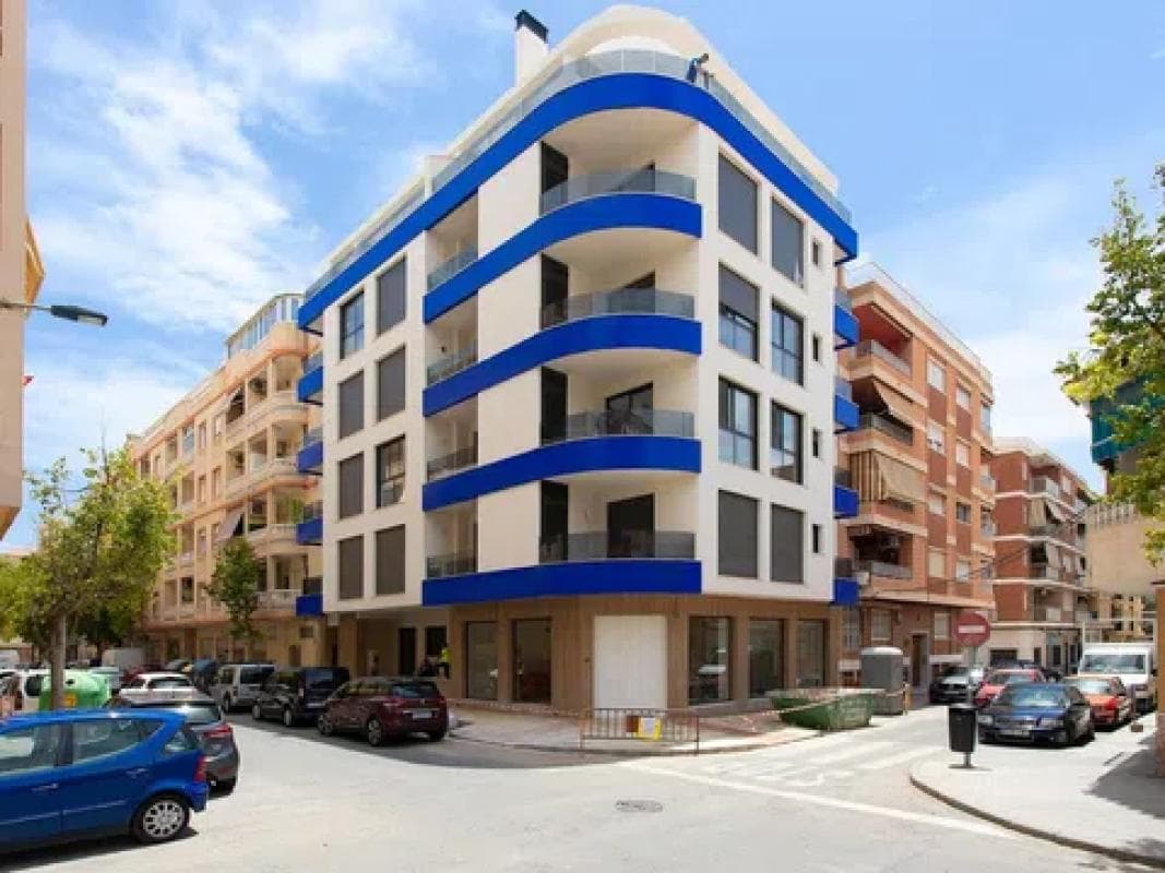 Sprzedaż mieszkania w C. RAMON GALLUD ESQ RADIO MURCIA, Torrevieja
photo 4