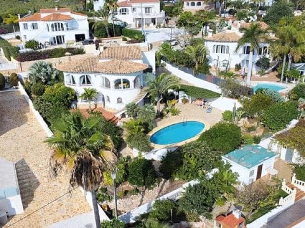 Chalet independiente en venta en Cometa-Carrió, Calpe
photo 1