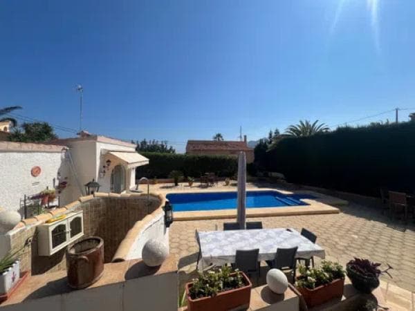 Chalet independiente en venta en Cometa-Carrió, Calpe
thumbnail 1