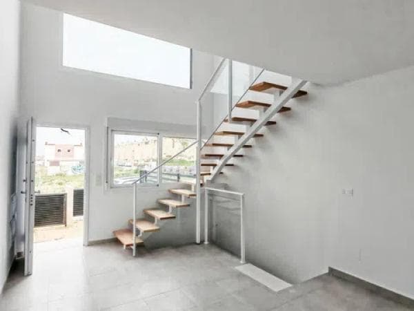 Casa independiente en calle de Xipre thumbnail 1