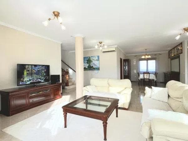 Chalet independiente en venta en Barrio Centro de la Ciudad Quesada, Rojales
thumbnail 1