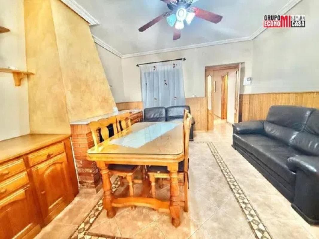Venta de chalet adosado en Centro , San Vicente del Raspeig photo 3