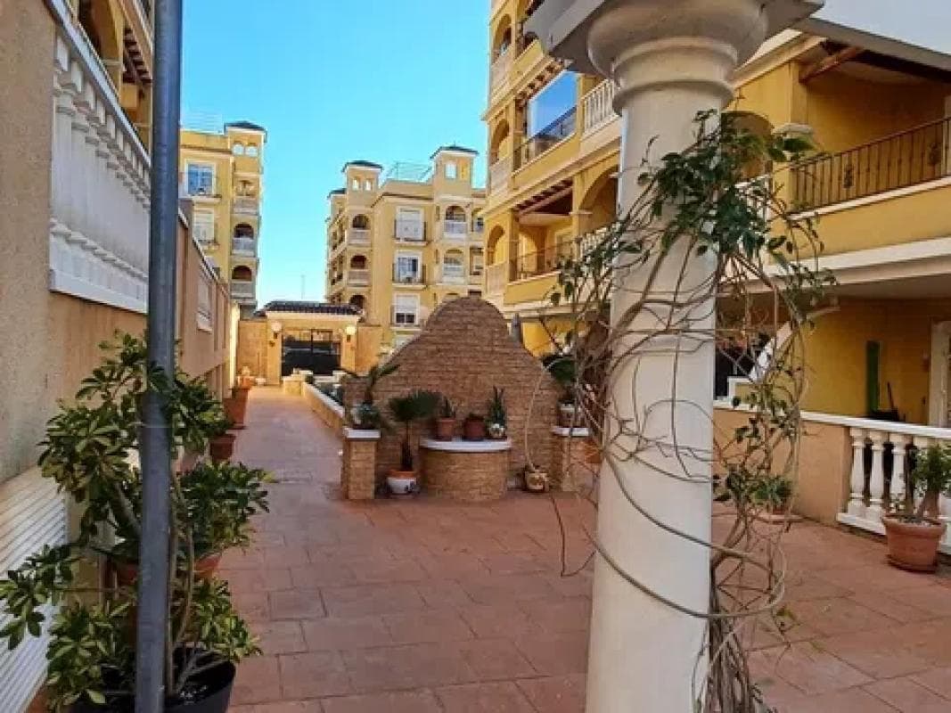 Venta de piso en CL COMUNIDAD VALENCIANA, Algorfa
photo 2