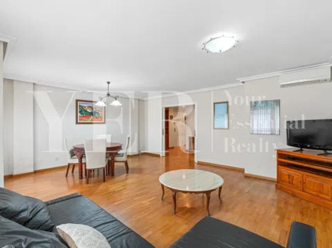 Venta de piso en CL ALEMANIA, Alicante / Alacant
photo 3