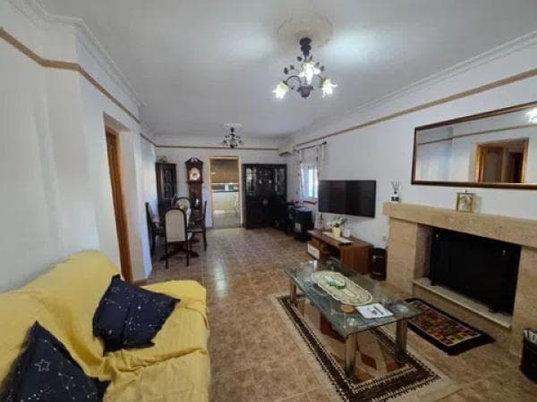Частный шале на продаже в Sax, Сакс photo 4