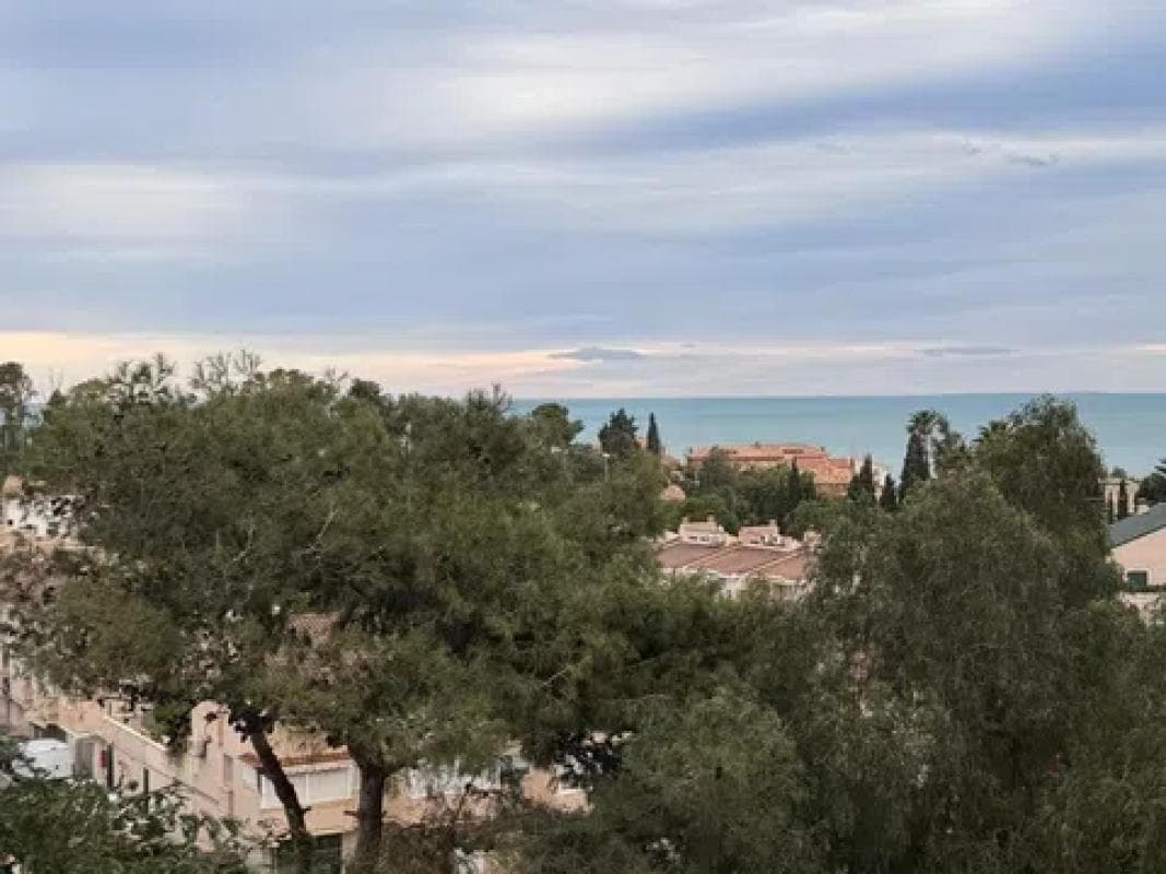 Venta de piso en Calle del Curricán, Alicante / Alacant
photo 4