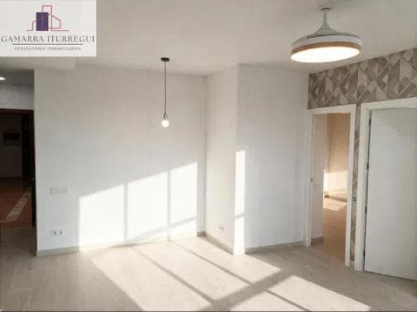 Venta de piso en Calle Girona, Alicante / Alacant
thumbnail 2