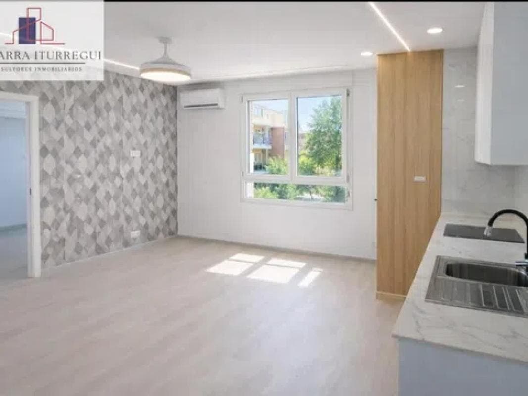 Venta de piso en Calle Girona, Alicante / Alacant
photo 4