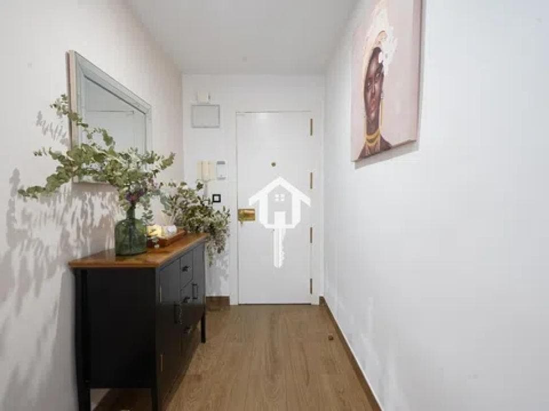 Продажа квартиры на Calle de Rafael Asín, Аликанте / Алакант
photo 2