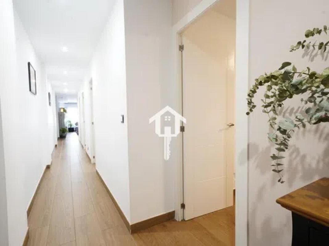 Продажа квартиры на Calle de Rafael Asín, Аликанте / Алакант
photo 5