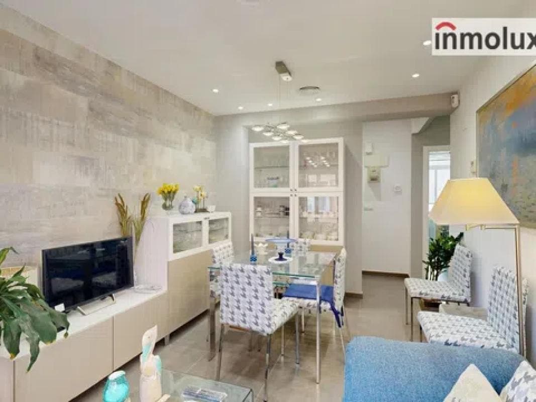 Venta de piso en Calle de Antonio Galdo Chápuli, Alicante / Alacant
photo 2