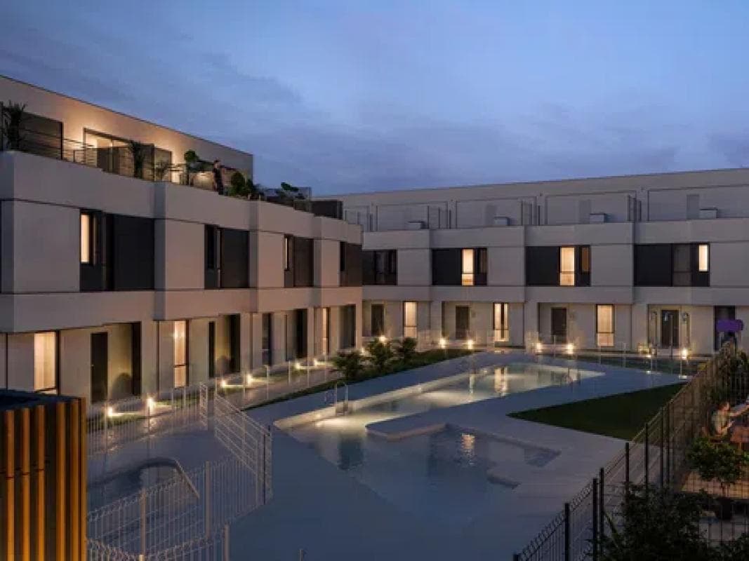 Venta de chalet independiente en Calle Valle del Cabriel, Torrejón de Ardoz
photo 4