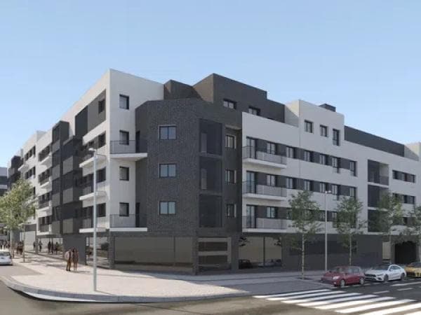 Venta de piso en Provisional Ahijones Dieciséis, 48, Madrid
thumbnail 2