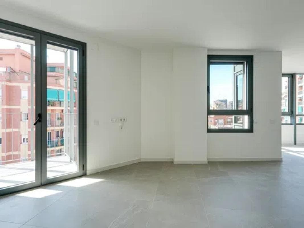 Venta de piso en Riera de la Creu 54, 56, Hospitalet de Llobregat
photo 5