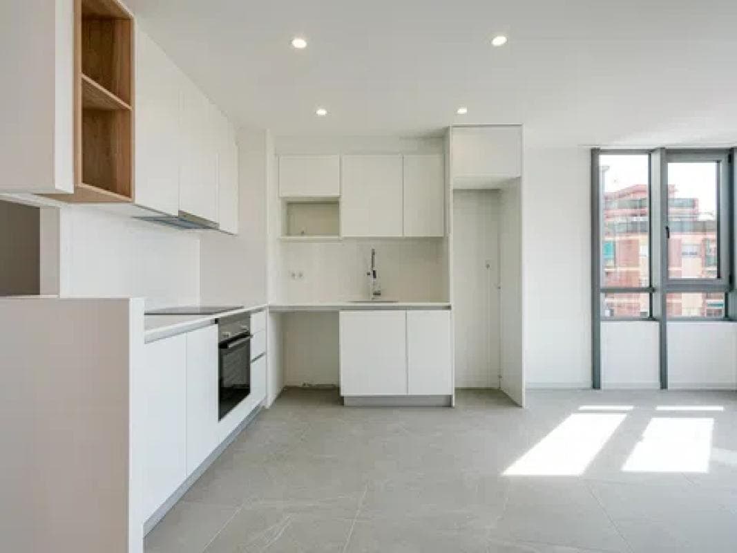 Venta de piso en Riera de la Creu 54, 56, Hospitalet de Llobregat
photo 2