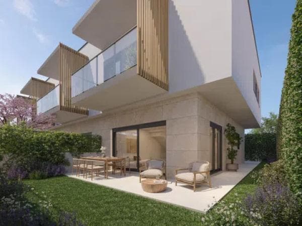 Chalet adosado en calle Turó de l'Home, 70 thumbnail 2