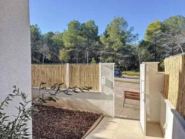 Chalet pareado en calle del Segre, 1 photo 1