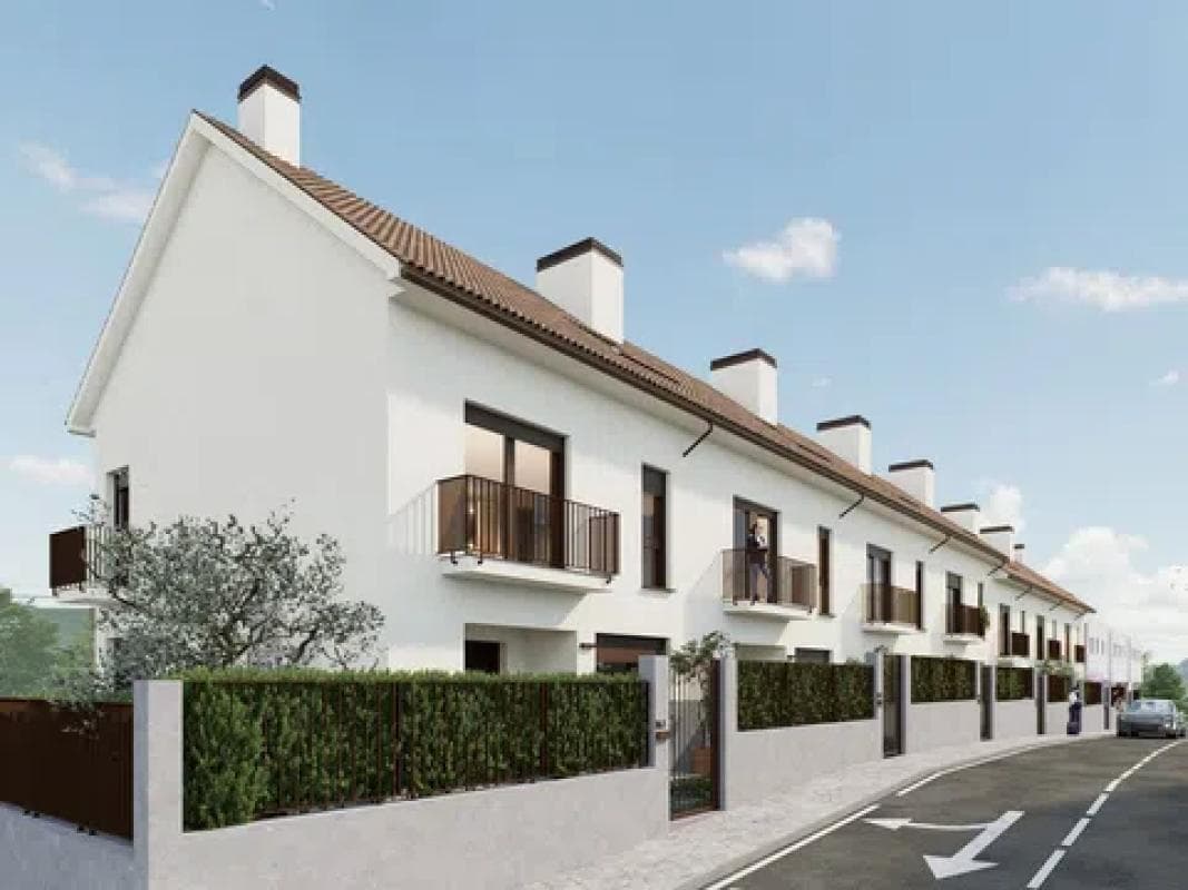 Venta de chalet adosado en Calle Palomares, 1 , Valdeolmos-Alalpardo photo 2