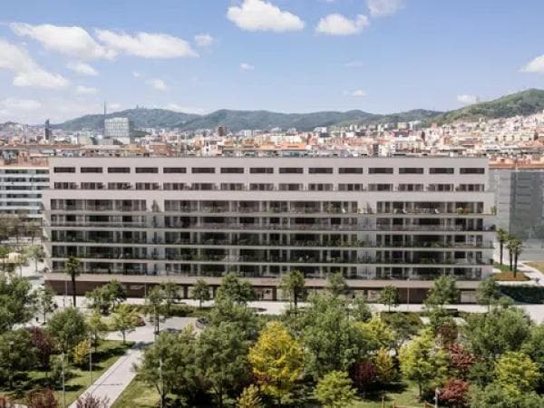 Sale of flat in Calle Martin Luther King 39, 47, Barcelona
photo 1