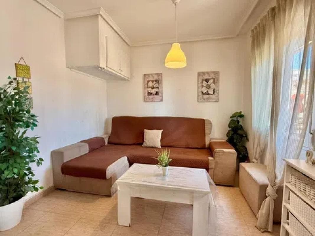 Venta de chalet independiente en Barrio La Siesta - El Salado - Torreta, Torrevieja
photo 4