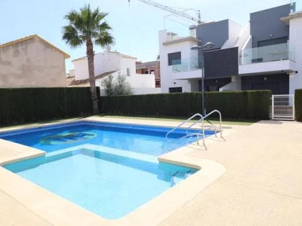 Casa independiente photo 1